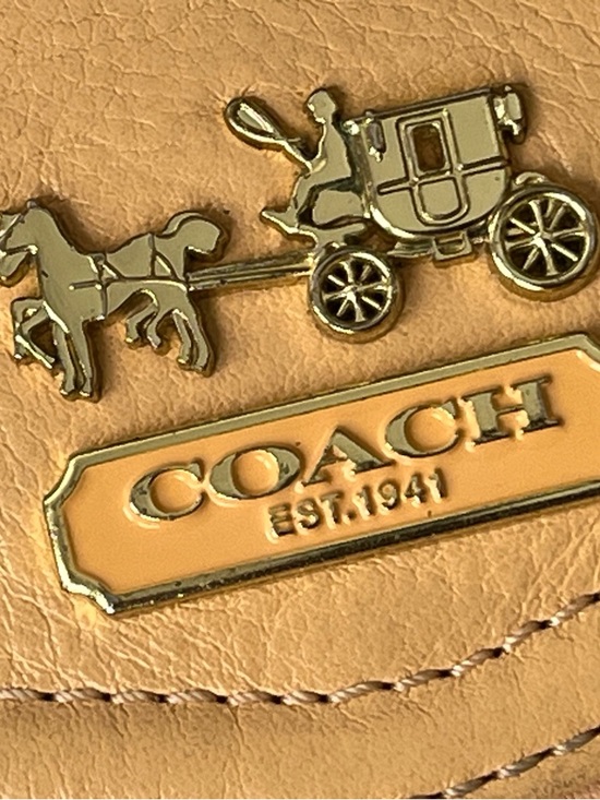 Coach Beige Leather Clutch with Gold Horse & Carriage Emblem - Picture 10 of 16